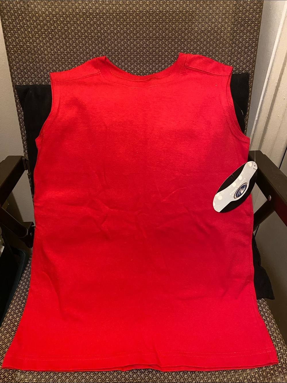 Athletic Works Vintage Boys Red Sleeveless Tank Top. Small (B)